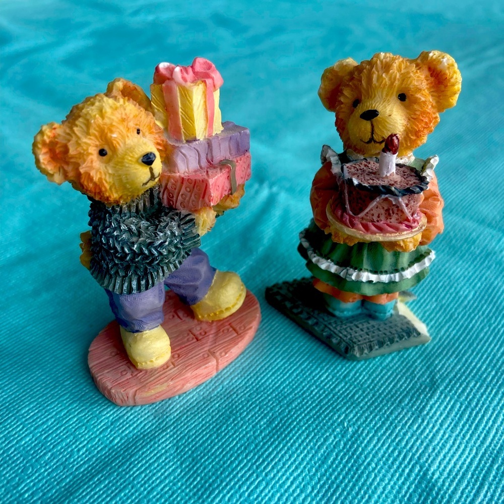 ❤️4 for $25❤️ Adorable Bear Figurines with birthday gifts